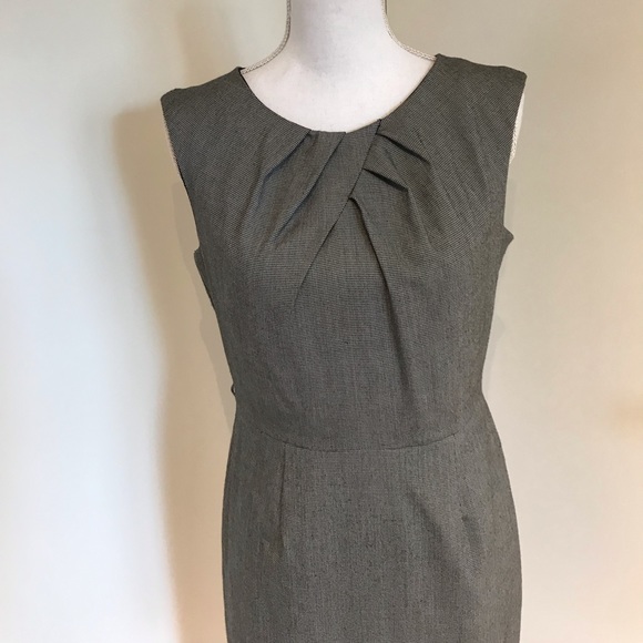 Sandra Darren beautiful fitted dress size 8 - Picture 3 of 5